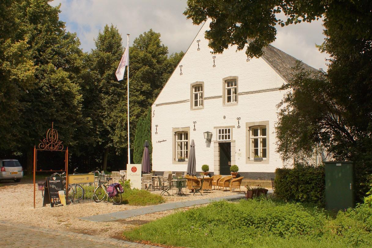 Het Kapelhuis Bed and Breakfast Thorn Exteriör bild